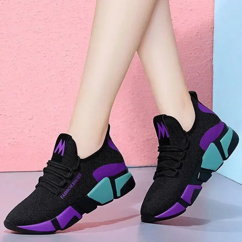 New fashionable and simple women's shoes, comfortable women's shoes, spring and autumn lace-up comfortable light sports shoes